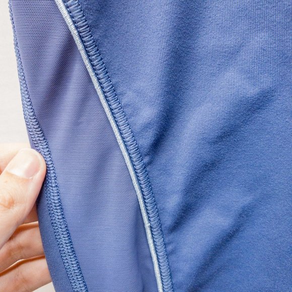 Victoria's Secret L Knockout Legging Capri Purple - Picture 2 of 7